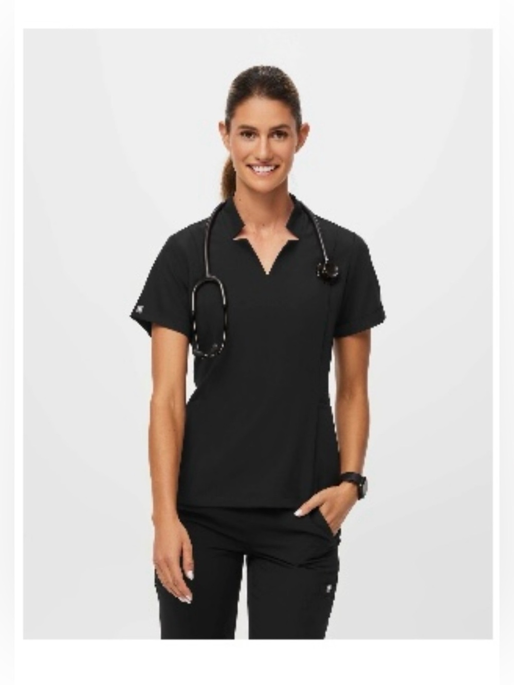 Women's Black Inala - Slim
Scrub Top BNWT